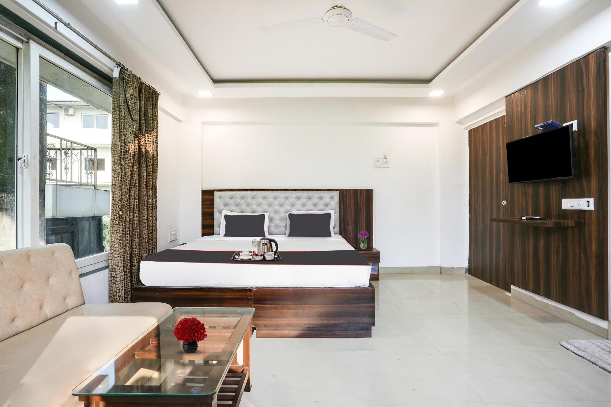 Capital O Arsh Executive Inn مومباي المظهر الخارجي الصورة