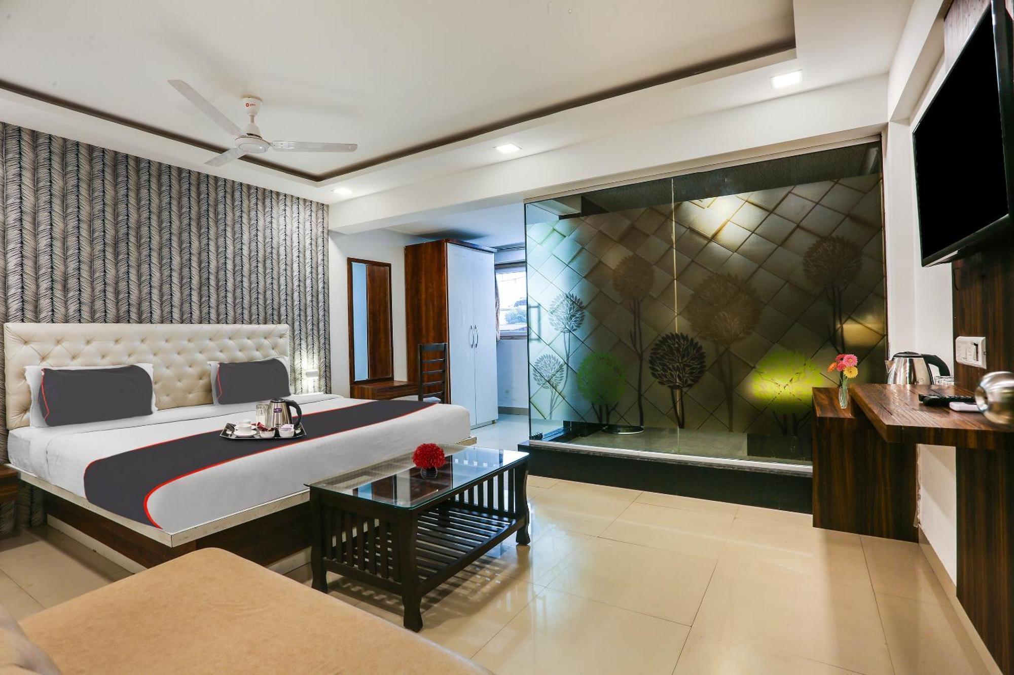 Capital O Arsh Executive Inn مومباي المظهر الخارجي الصورة