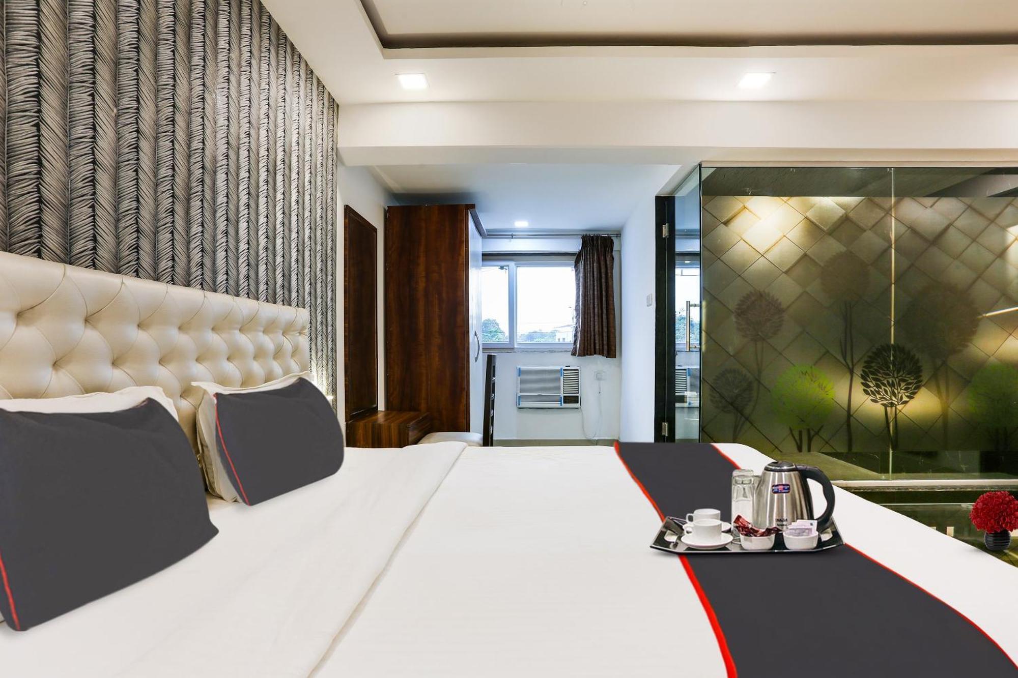 Capital O Arsh Executive Inn مومباي المظهر الخارجي الصورة